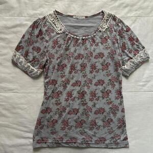 Axes Femme Grey pink floral short puff sleeve top cream lace detailing medium